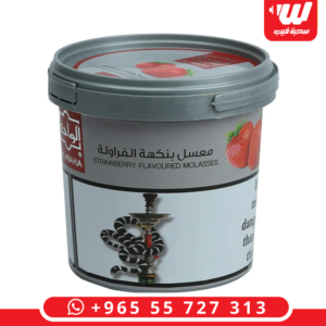 عبوة معسل الواحة نكهة فراولة بوزن 250 جرام تظهر بتصميم أحمر مميز مع رسومات لثمار الفراولة الطازجة.